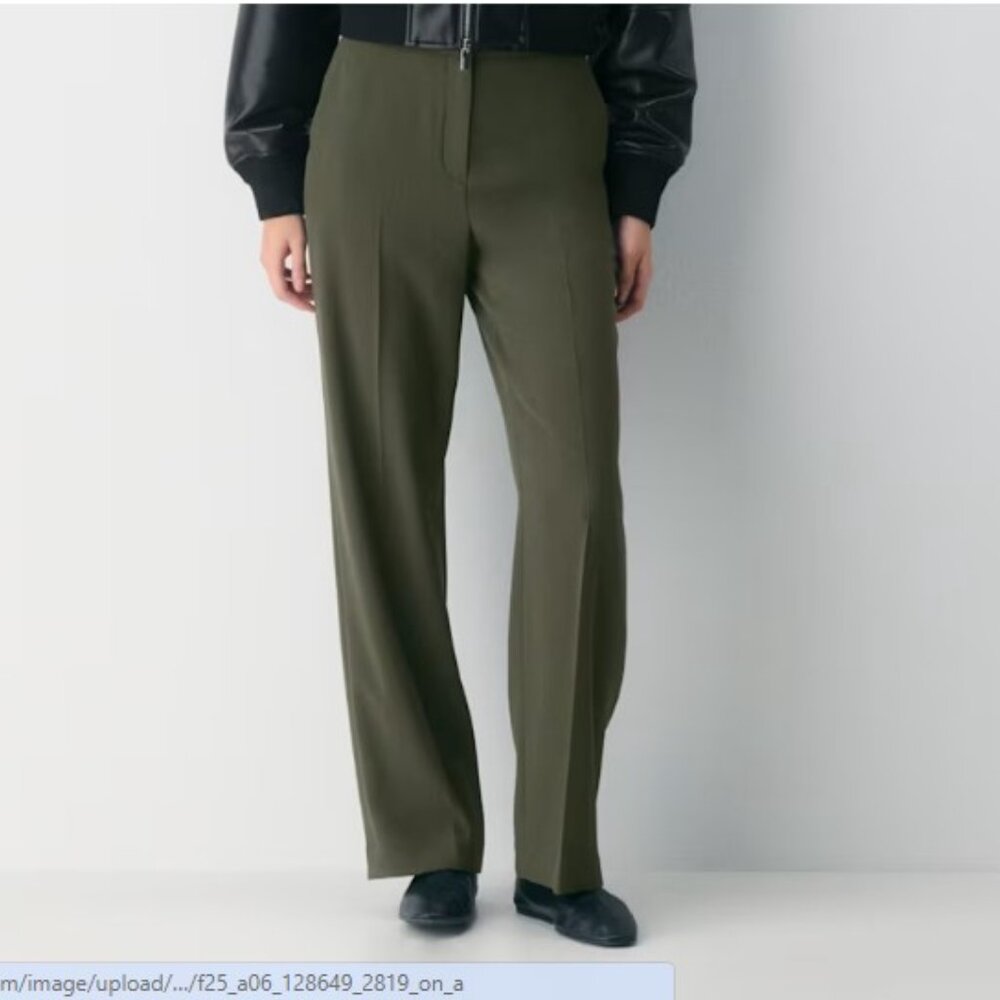 NWT Aritzia Babaton Agency Pant in Beige Size 6 Minimalist Workwear CBK Style